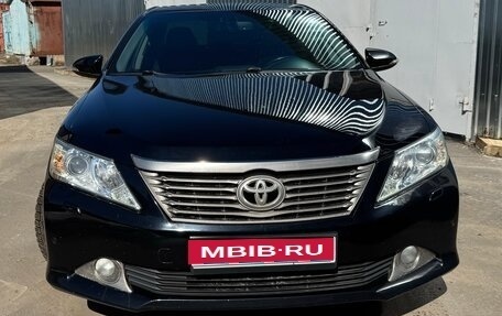 Toyota Camry, 2014 год, 1 550 000 рублей, 1 фотография