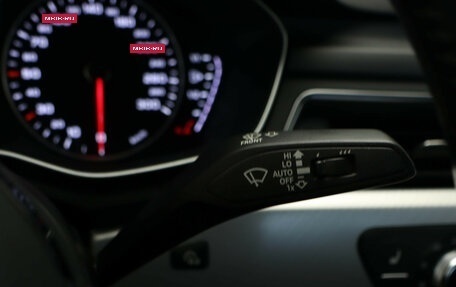 Audi A4, 2018 год, 2 300 000 рублей, 15 фотография