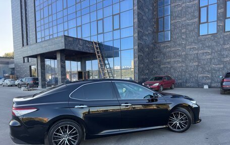 Toyota Camry, 2018 год, 2 700 000 рублей, 5 фотография