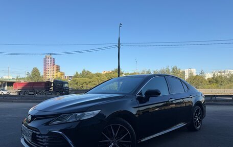 Toyota Camry, 2018 год, 2 700 000 рублей, 11 фотография