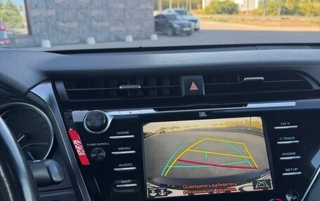 Toyota Camry, 2018 год, 2 700 000 рублей, 15 фотография