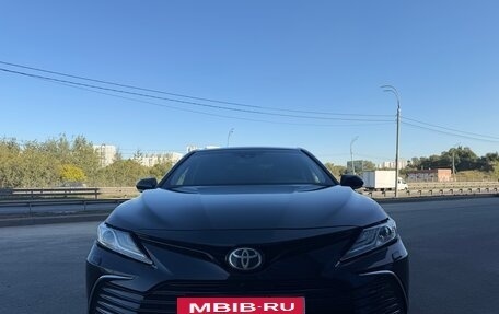Toyota Camry, 2018 год, 2 700 000 рублей, 12 фотография
