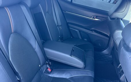 Toyota Camry, 2018 год, 2 700 000 рублей, 27 фотография