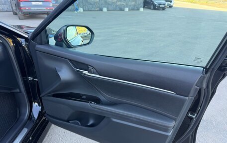 Toyota Camry, 2018 год, 2 700 000 рублей, 22 фотография
