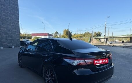 Toyota Camry, 2018 год, 2 700 000 рублей, 34 фотография