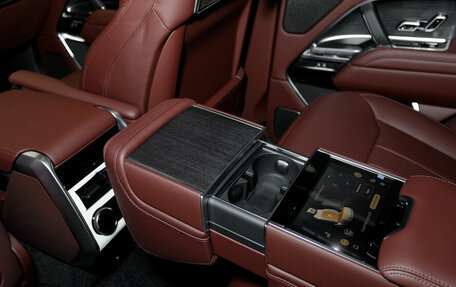 Land Rover Range Rover IV рестайлинг, 2025 год, 23 200 000 рублей, 20 фотография