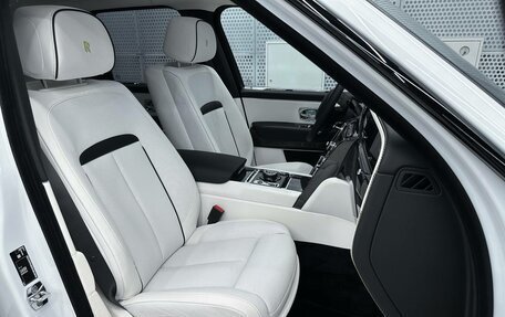 Rolls-Royce Cullinan, 2026 год, 75 000 000 рублей, 13 фотография