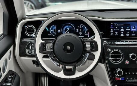 Rolls-Royce Cullinan, 2026 год, 75 000 000 рублей, 15 фотография