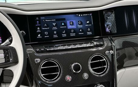 Rolls-Royce Cullinan, 2026 год, 75 000 000 рублей, 17 фотография