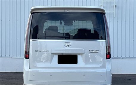 Honda Stepwgn, 2023 год, 2 298 000 рублей, 4 фотография