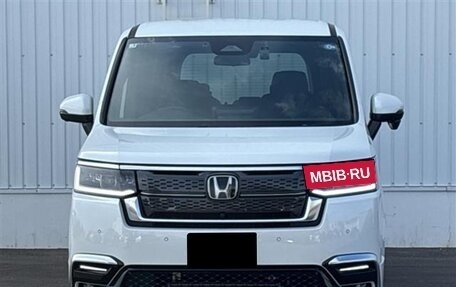 Honda Stepwgn, 2023 год, 2 298 000 рублей, 8 фотография