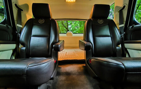 Cadillac Escalade III, 2011 год, 2 500 000 рублей, 16 фотография