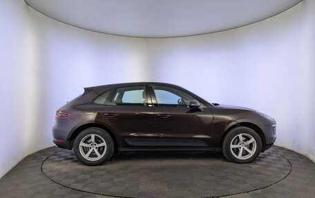 Porsche Macan I рестайлинг, 2017 год, 2 825 000 рублей, 4 фотография