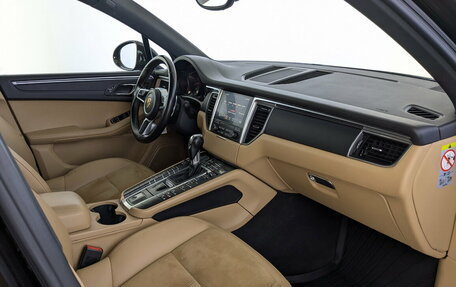 Porsche Macan I рестайлинг, 2017 год, 2 825 000 рублей, 27 фотография