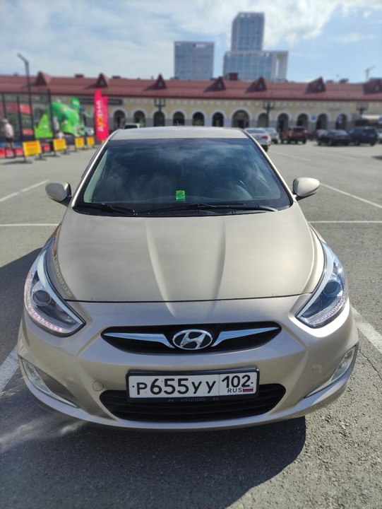 Hyundai Solaris I, 2014 год, 869 000 рублей, 2 фотография