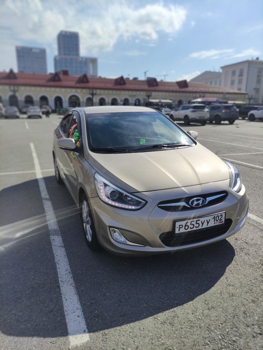 Hyundai Solaris I, 2014 год, 869 000 рублей, 3 фотография