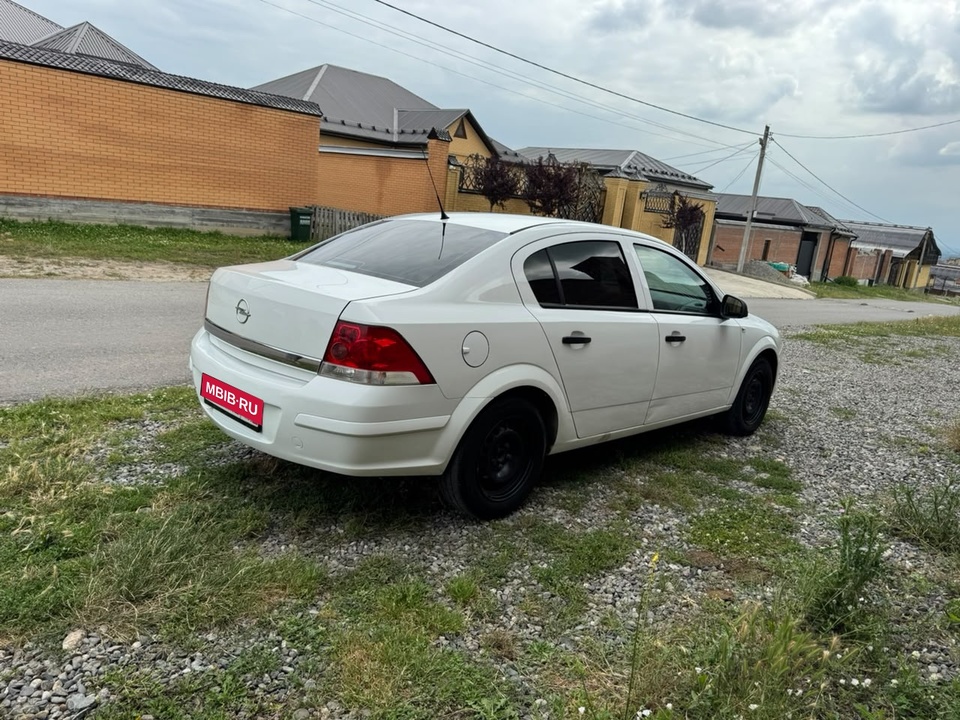 Opel Astra H рестайлинг, 2011 год, 450 000 рублей, 5 фотография