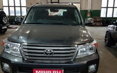 Toyota Land Cruiser 200, 2013 год, 2 250 000 рублей, 1 фотография
