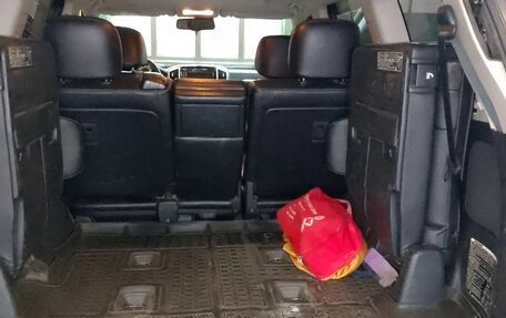 Toyota Land Cruiser 200, 2013 год, 2 250 000 рублей, 5 фотография