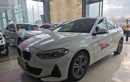 BMW 1 серия, 2022 год, 2 090 000 рублей, 1 фотография