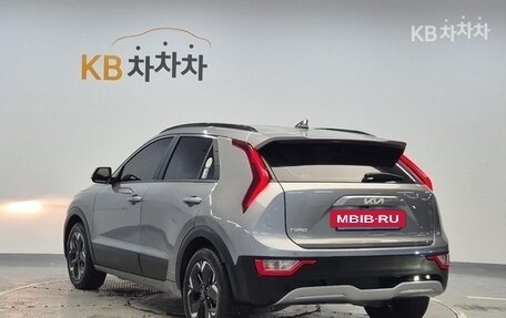 KIA Niro, 2023 год, 1 242 000 рублей, 3 фотография