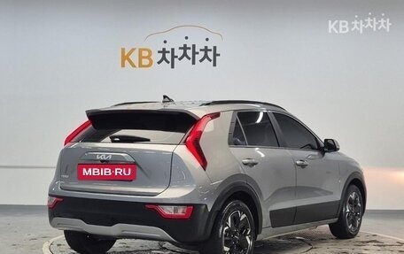 KIA Niro, 2023 год, 1 242 000 рублей, 4 фотография