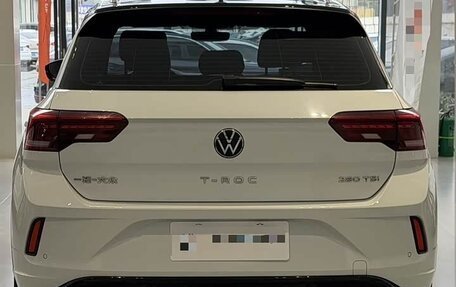 Volkswagen T-Roc I, 2023 год, 1 530 000 рублей, 5 фотография