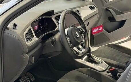 Volkswagen T-Roc I, 2023 год, 1 530 000 рублей, 7 фотография