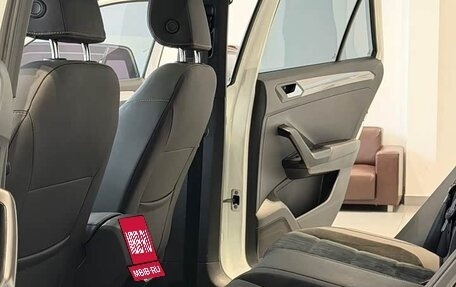 Volkswagen T-Roc I, 2023 год, 1 530 000 рублей, 9 фотография