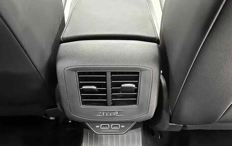 Volkswagen T-Roc I, 2025 год, 1 450 000 рублей, 15 фотография