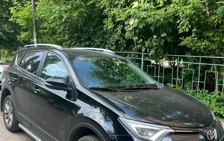 Toyota RAV4, 2017 год, 2 100 000 рублей, 1 фотография