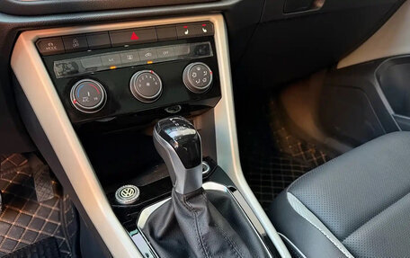 Volkswagen T-Roc I, 2023 год, 1 560 275 рублей, 13 фотография