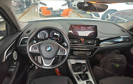 BMW 1 серия, 2022 год, 2 090 000 рублей, 8 фотография