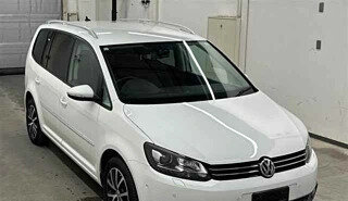 Volkswagen Touran III, 2015 год, 896 000 рублей, 1 фотография