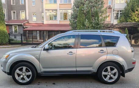 Mitsubishi Outlander III рестайлинг 3, 2008 год, 1 000 000 рублей, 3 фотография