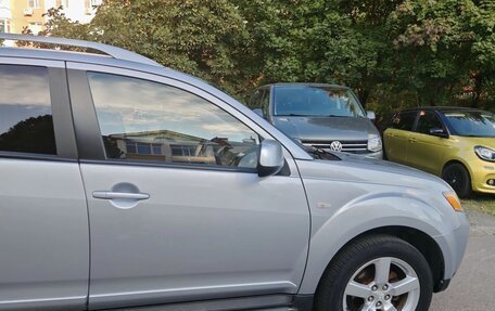 Mitsubishi Outlander III рестайлинг 3, 2008 год, 1 000 000 рублей, 4 фотография