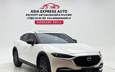 Mazda CX-4, 2023 год, 2 232 389 рублей, 3 фотография