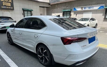 Skoda Octavia IV, 2023 год, 1 645 000 рублей, 4 фотография
