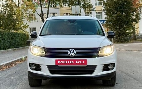 Volkswagen Tiguan I, 2013 год, 1 350 000 рублей, 2 фотография