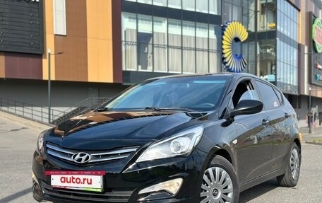 Hyundai Solaris II рестайлинг, 2016 год, 1 000 000 рублей, 4 фотография