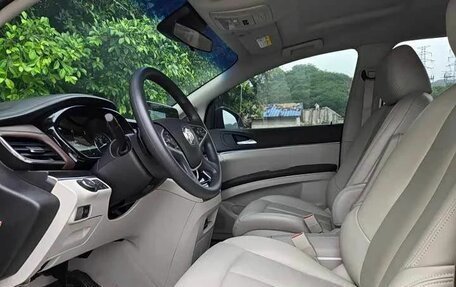 Buick GL8, 2023 год, 4 900 600 рублей, 4 фотография