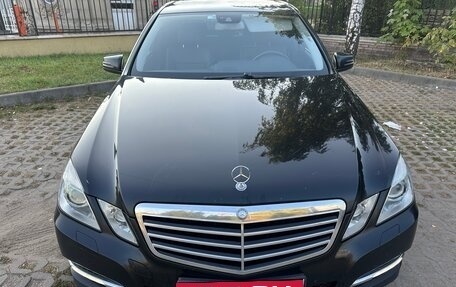 Mercedes-Benz E-Класс, 2012 год, 1 890 000 рублей, 6 фотография