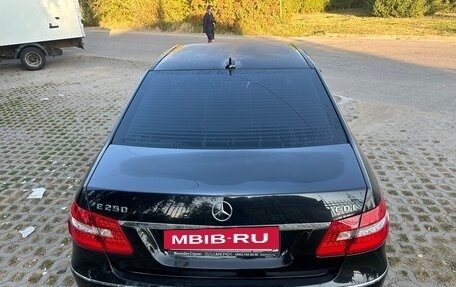 Mercedes-Benz E-Класс, 2012 год, 1 890 000 рублей, 5 фотография