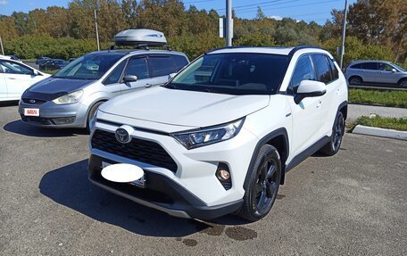 Toyota RAV4, 2021 год, 3 695 000 рублей, 3 фотография