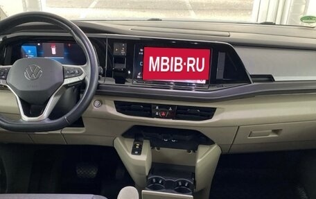 Volkswagen Multivan, 2022 год, 4 250 000 рублей, 3 фотография