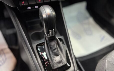 Volkswagen Polo VI (EU Market), 2021 год, 1 650 000 рублей, 24 фотография