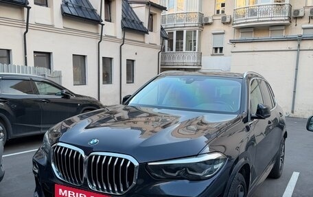 BMW X5, 2021 год, 6 500 000 рублей, 2 фотография