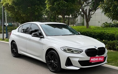 BMW 1 серия, 2023 год, 1 850 000 рублей, 3 фотография
