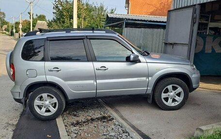 Chevrolet Niva I рестайлинг, 2014 год, 750 000 рублей, 4 фотография