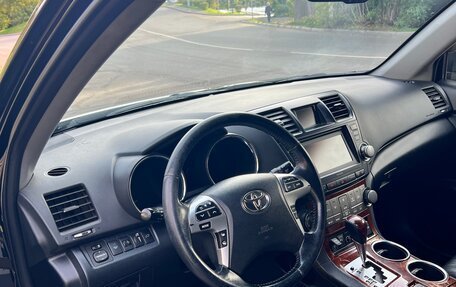 Toyota Highlander III, 2012 год, 1 950 000 рублей, 6 фотография